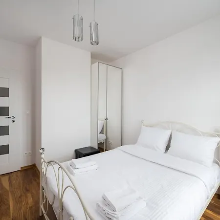 Апартаменты Racjonalizacji Paris By Bookinghost Варшава